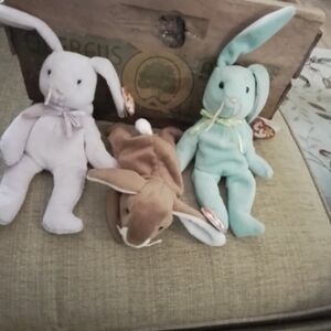 TY bunnies 3 Ears, Hippity, Flippity